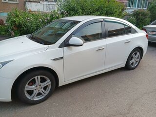 2011 Chevrolet Cruze I, белый, 900000 рублей, вид 2