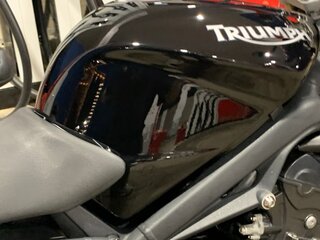 2009 Triumph Street Triple, чёрный, 520000 рублей, вид 4
