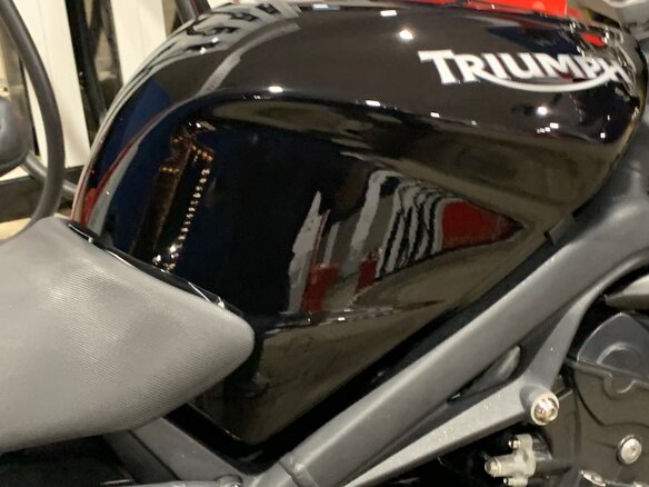 2009 Triumph Street Triple, чёрный, 520000 рублей - вид 3
