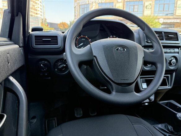 2026 Lada (ВАЗ) Niva Legend I Рестайлинг, чёрный, 1415000 рублей - вид 9