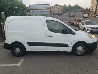2011 Peugeot Partner, белый, 400000 рублей, вид 1