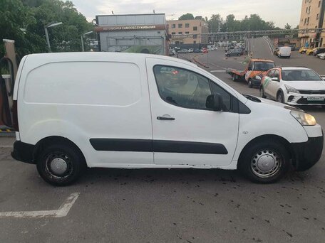 2011 Peugeot Partner, белый, 400000 рублей, вид 1