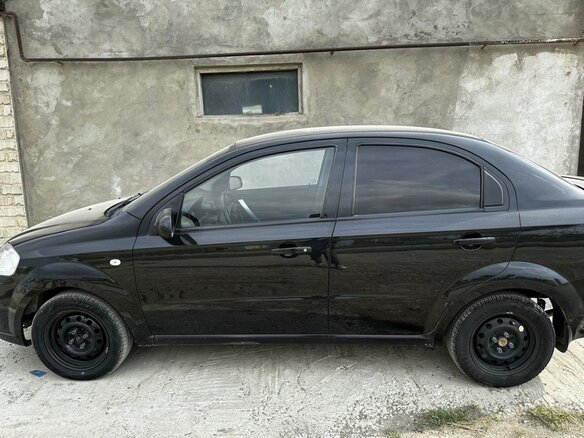 2011 Chevrolet Aveo I Рестайлинг, чёрный, 300000 рублей