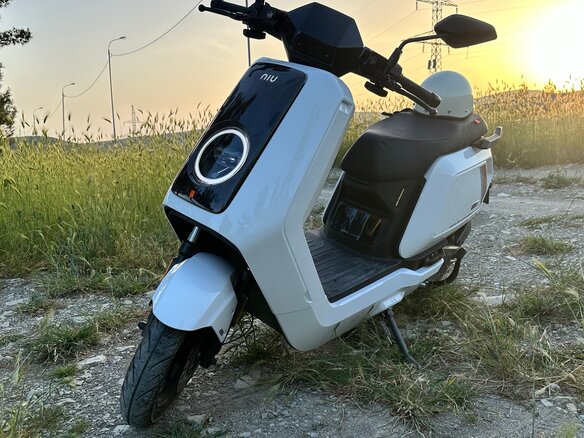 2025 NIU NQi, белый, 200000 рублей - вид 7