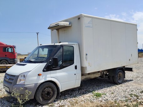2012 Ford Transit, белый, 1400000 рублей, вид 4