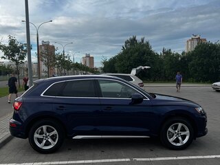 2023 Audi Q5 40 TFSI II (FY) Рестайлинг, синий, 3345000 рублей, вид 4