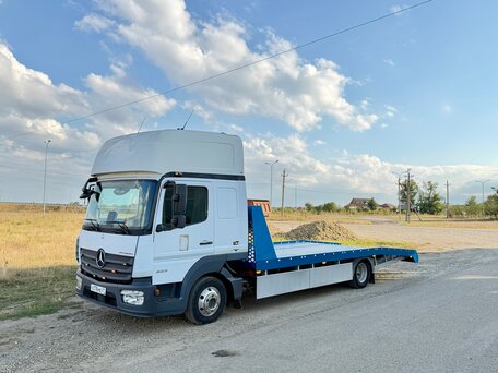 2016 Mercedes-Benz Atego, белый, 5500000 рублей, вид 3