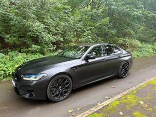 2022 BMW M5 VI (F90) Рестайлинг, чёрный, 11900000 рублей, вид 3