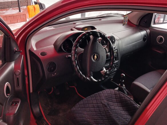 2007 Chevrolet Aveo I, красный, 385000 рублей - вид 4