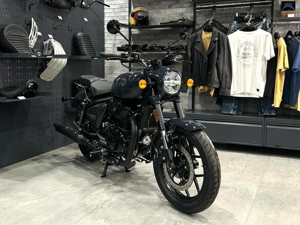 2026 Royal Enfield Shotgun, чёрный, 722000 рублей - вид 7