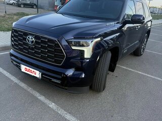 2022 Toyota Sequoia III, синий, 12000000 рублей, вид 2