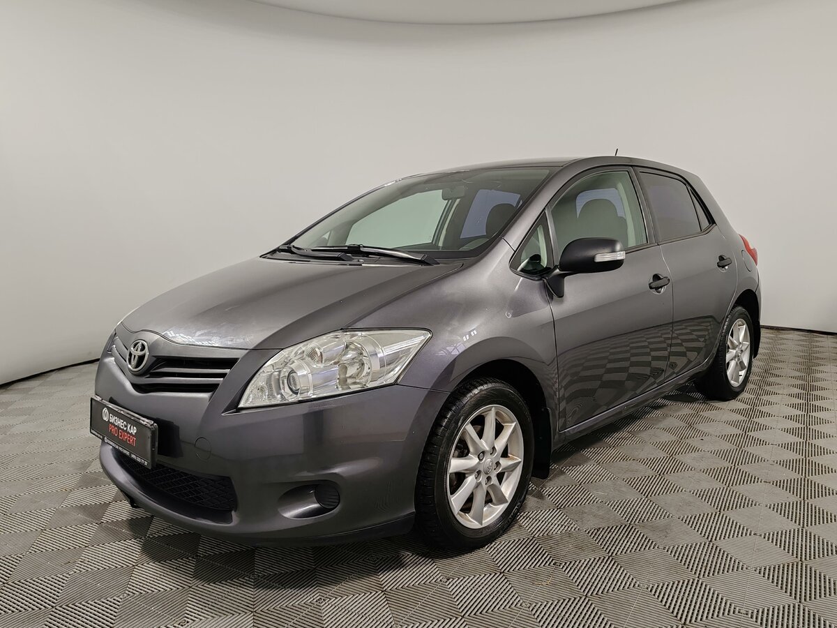 Открыть фотографии: Toyota Auris I Рестайлинг