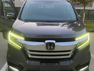 2019 Honda Stepwgn Spada V Рестайлинг, серый, 2333000 рублей, вид 2