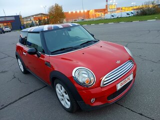 2009 Mini Hatch One II (R56), красный, 649000 рублей, вид 1