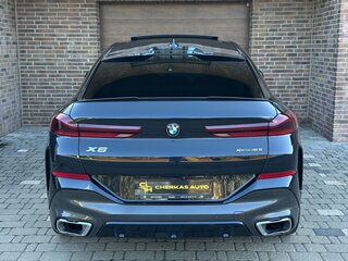 2021 BMW X6 40i III (G06), чёрный, 5780000 рублей, вид 5