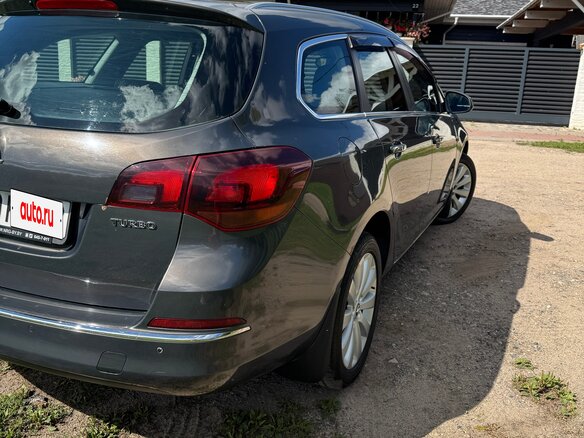 2013 Opel Astra J Рестайлинг, серый, 740000 рублей - вид 4