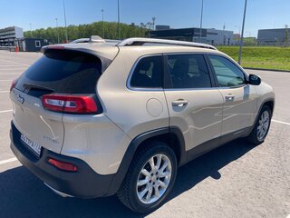 2014 Jeep Cherokee V (KL), бежевый, 1850000 рублей, вид 3