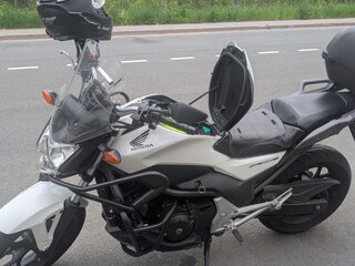 2013 Honda NC 700S, белый, 650000 рублей, вид 3