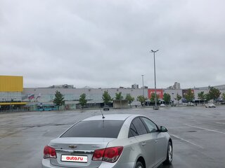 2013 Chevrolet Cruze I Рестайлинг, серебристый, 650000 рублей, вид 5