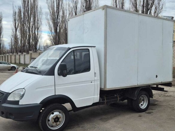 2009 ГАЗ ГАЗель (3302), белый, 400000 рублей - вид 2