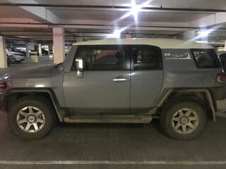 2022 Toyota FJ Cruiser, серый, 7700000 рублей, вид 4