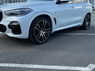 2019 BMW X5 30d IV (G05/G18), белый, 7600000 рублей, вид 2