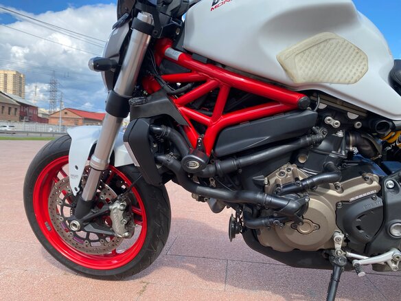 2015 Ducati Monster 821, белый, 599000 рублей - вид 36