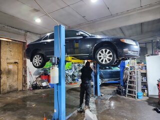 2010 Volvo S80 II Рестайлинг, чёрный, 900000 рублей, вид 3