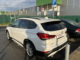 2019 BMW X1 18d xDrive II (F48) Рестайлинг, белый, 2800000 рублей, вид 4