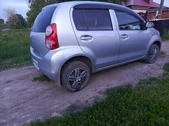 2010 Toyota Passo II (C30), серый, 510000 рублей - вид 3