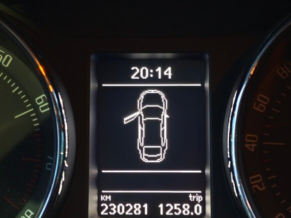 2012 Skoda Superb II, белый, 900000 рублей - вид 7