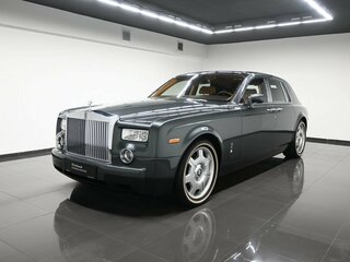 Rolls-Royce Phantom Long VII