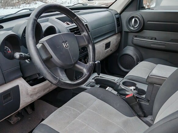 2007 Dodge Nitro, чёрный, 1150000 рублей - вид 10