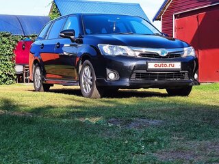 2014 Toyota Corolla Fielder XI (E160, E170, E180), чёрный, 950000 рублей, вид 1