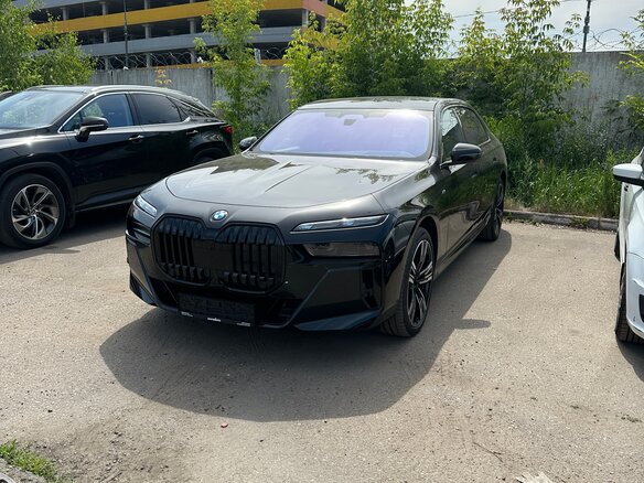 2023 BMW 7 серии 740d xDrive VII (G70), чёрный, 13300000 рублей - вид 35
