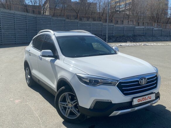 2019 FAW Besturn X80 I Рестайлинг, белый, 1500000 рублей - вид 5