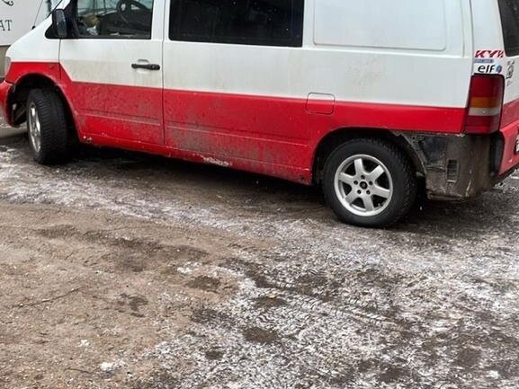 1996 Mercedes-Benz Vito 108 CDI I (W638), белый, 330000 рублей