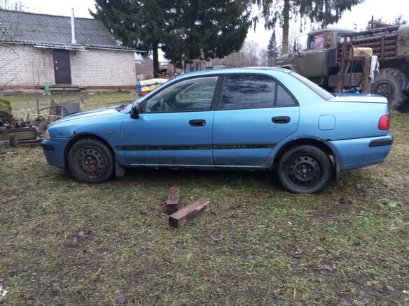 1999 Mitsubishi Carisma I Рестайлинг, синий, 250000 рублей - вид 7