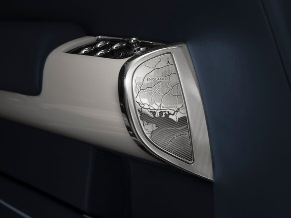 2016 Rolls-Royce Phantom VII Рестайлинг (Series II), белый - вид 13