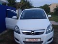 2012 Opel Zafira B Рестайлинг, белый, 1000000 рублей - вид 1