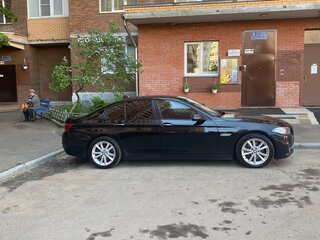 2014 BMW 5 серии 520i VI (F10/F11/F07) Рестайлинг, чёрный, 2000000 рублей, вид 2