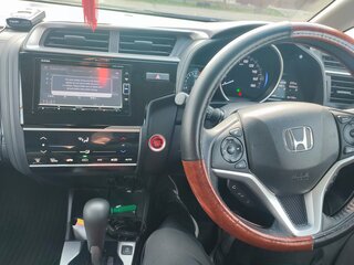 2018 Honda Fit III Рестайлинг, красный, 1750000 рублей, вид 1