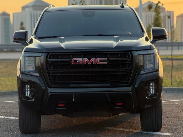 2022 GMC Yukon XL V, чёрный