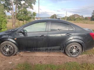 2013 Chevrolet Aveo II, чёрный, 600000 рублей, вид 4