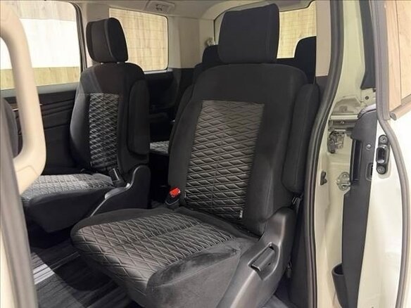 2023 Mitsubishi Delica D:5 I Рестайлинг, белый - вид 8