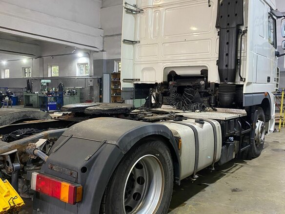 2010 DAF XF 105, белый, 3750000 рублей - вид 21