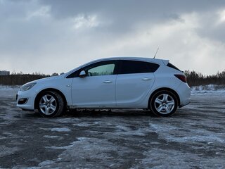 2012 Opel Astra J Рестайлинг, белый, 850000 рублей, вид 3