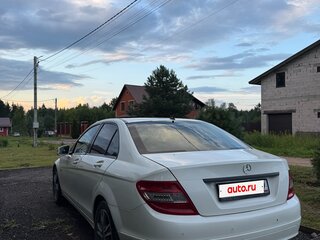 2011 Mercedes-Benz C-Класс 180 BlueEFFICIENCY III (W204), белый, 890000 рублей, вид 3