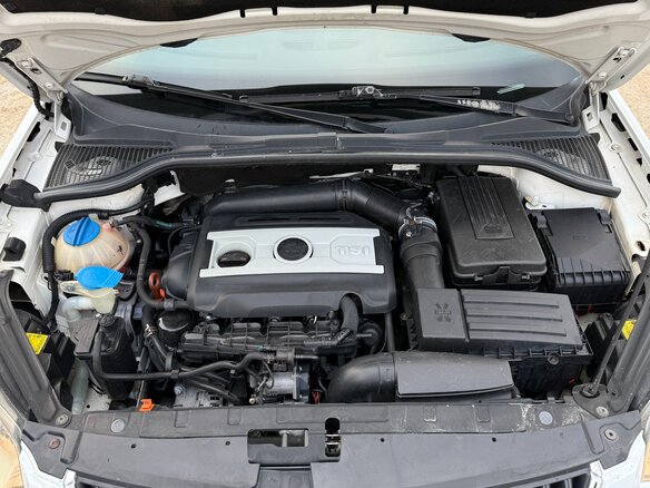 2011 Skoda Yeti I, белый, 900000 рублей - вид 10