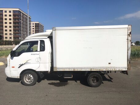 2007 Kia Bongo, белый, 650000 рублей, вид 4
